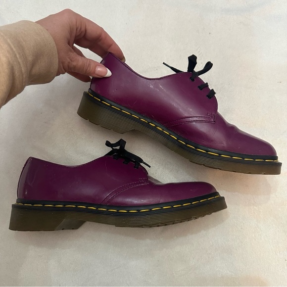 Dr. Martens Women's Purple Leather Oxford Shoes Size 9 - Picture 6 of 10